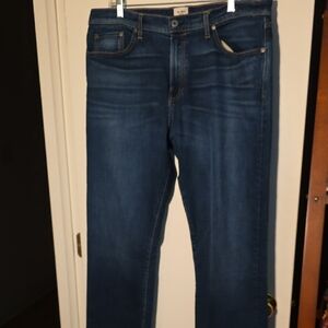 Flint & Tinder Straight Fit Jeans 38W x 34L Nicely Broken In